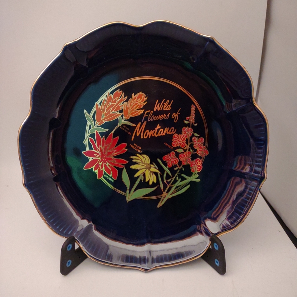 Ceramic Souvenir Plate Blue Gold Trim Wildflowers of Montana 7" +Stand